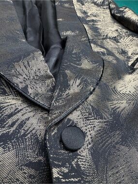 Reiss London Men’s Black Suit Tuxedo Blazer with Gold Palm Pattern -46